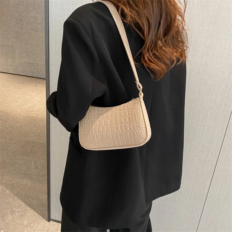 레이디 펠트 겨드랑이 디자인 럭셔리 토트 출시 초승달  - Women Bags On Sale 리뷰 및 가격